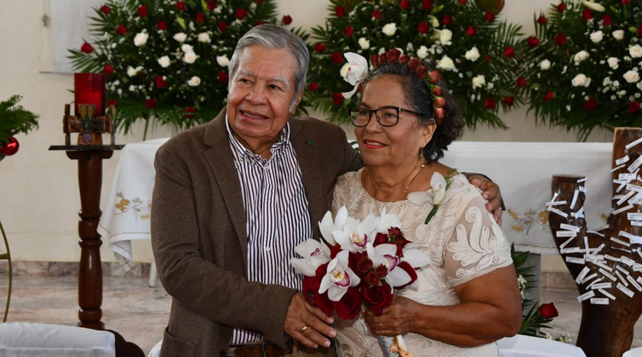Don Manuel y doña Lucila refrendaron su matrimonio