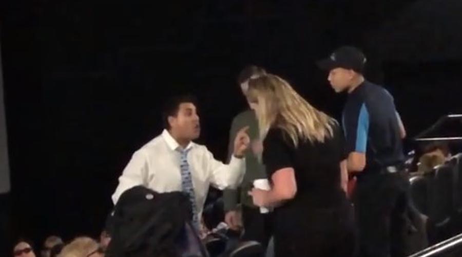 Video: Fan golpea a hombre en el estreno de “The Rise of Skywalker” por usar su celular