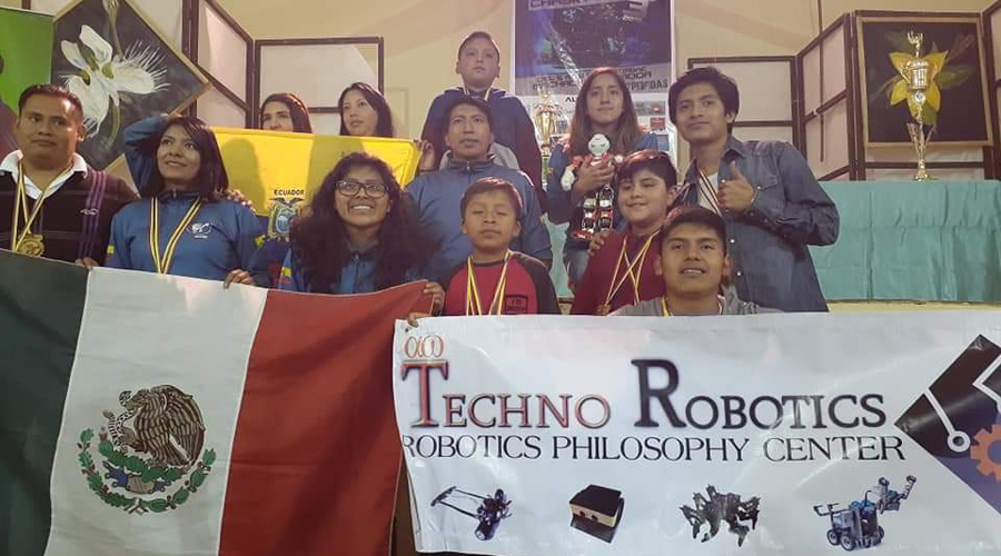 Jóvenes mixtecos, unos verdaderos ganadores en el torneo de robótica