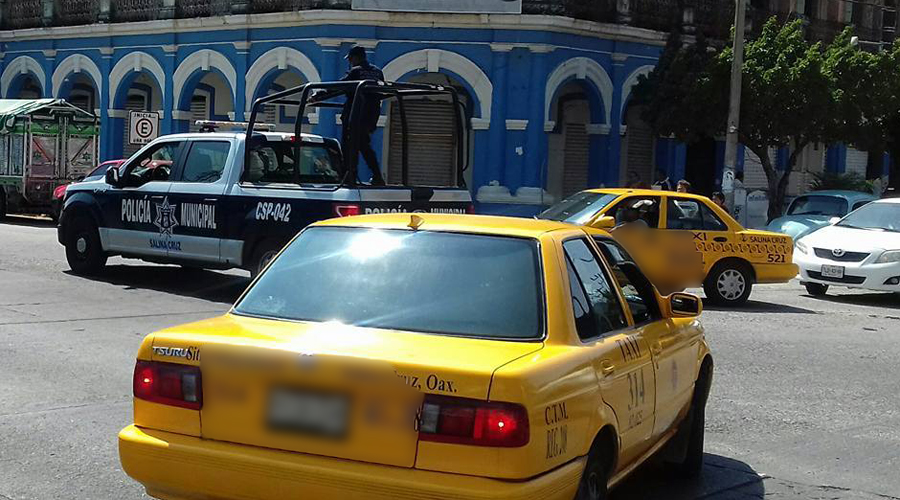 Taxistas se involucran en riñas y escándalos