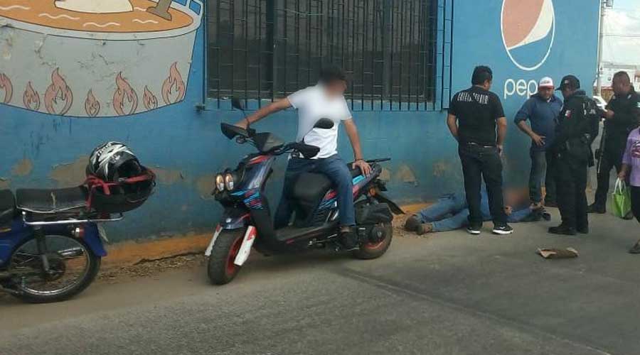 Volcadura aparatosa en el fraccionamiento Sauces