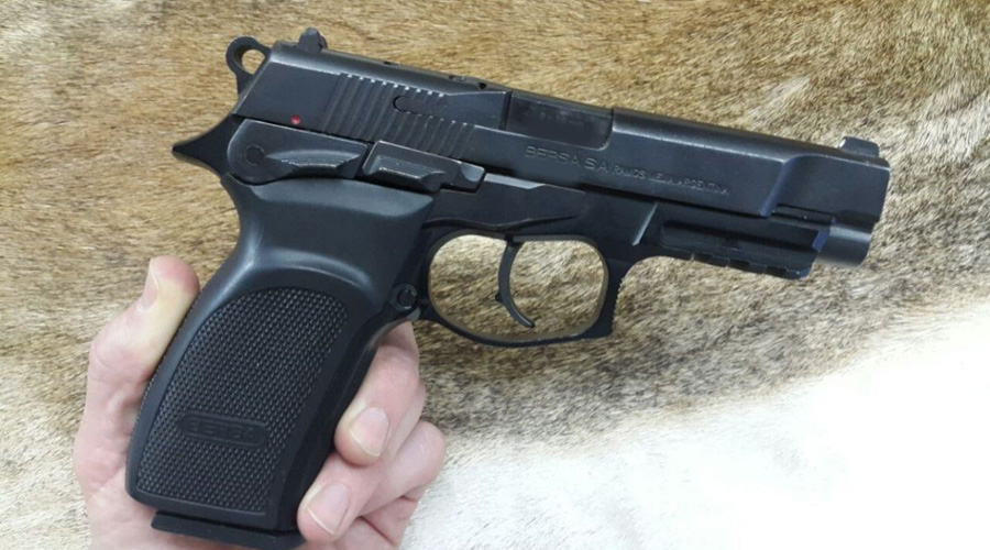 Video: hijo de fiscal chiapaneco amenaza con arma y sube video a redes
