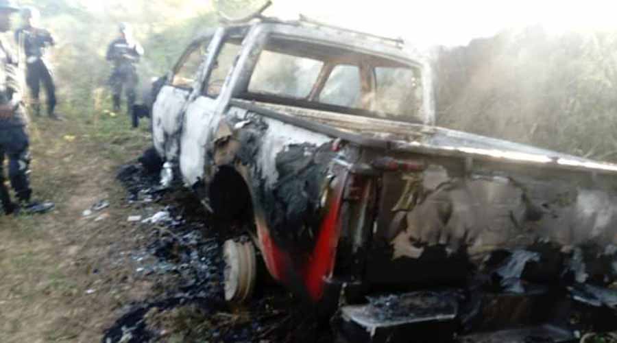 Roban e incineran una camioneta en Santiago Jamiltepec | El Imparcial de Oaxaca