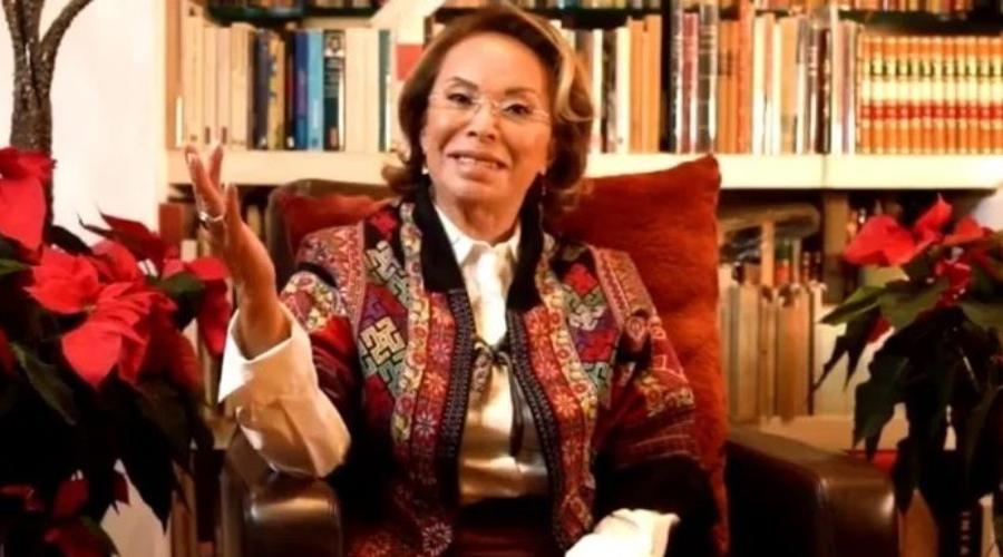 Video: Elba Esther Gordillo manda mensaje navideño y pide a los maestros permanecer unidos
