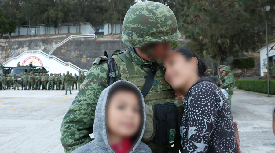 El difícil momento de alejarse de casa, militares: padres, esposos y héroes
