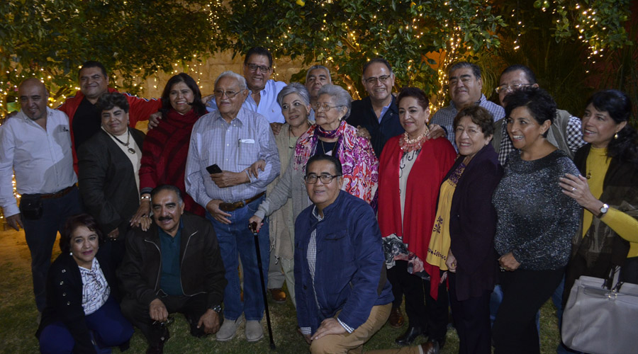 La familia López Reyes festeja la unidad