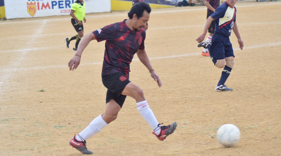 Sábado de semifinales del torneo de veteranos | El Imparcial de Oaxaca