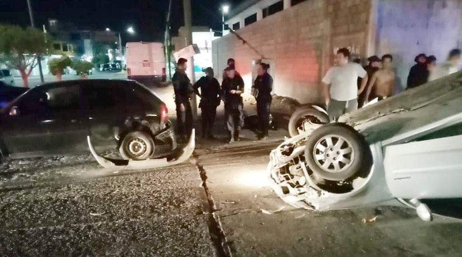 Arrestan a ebrio conductor que ocasiona aparatoso accidente | El Imparcial de Oaxaca