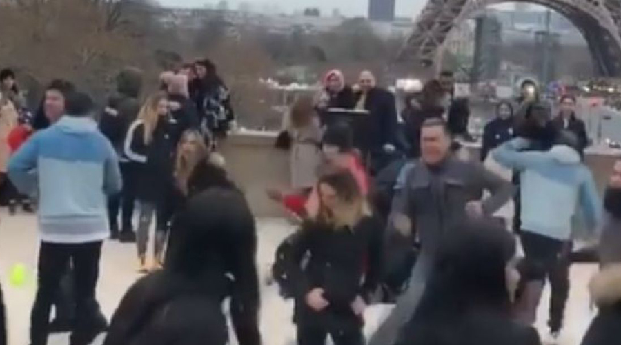 Video: mexicanos bailan “La Chona” en París y se vuelve viral