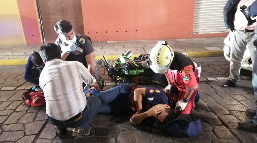 Ebrio derrapa en calles del centro de Oaxaca