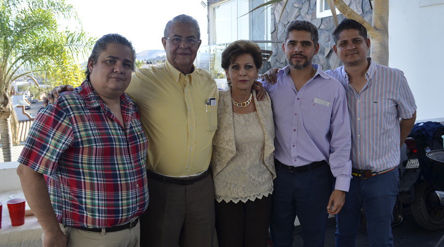 Grata sorpresa se llevó Tethé Fernández por la celebración de su cumpleaños