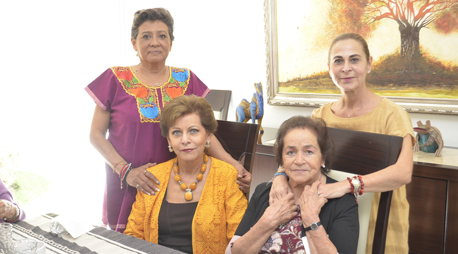¡Feliz cumpleaños de las adoradas Sra. Tethe y Margarita!