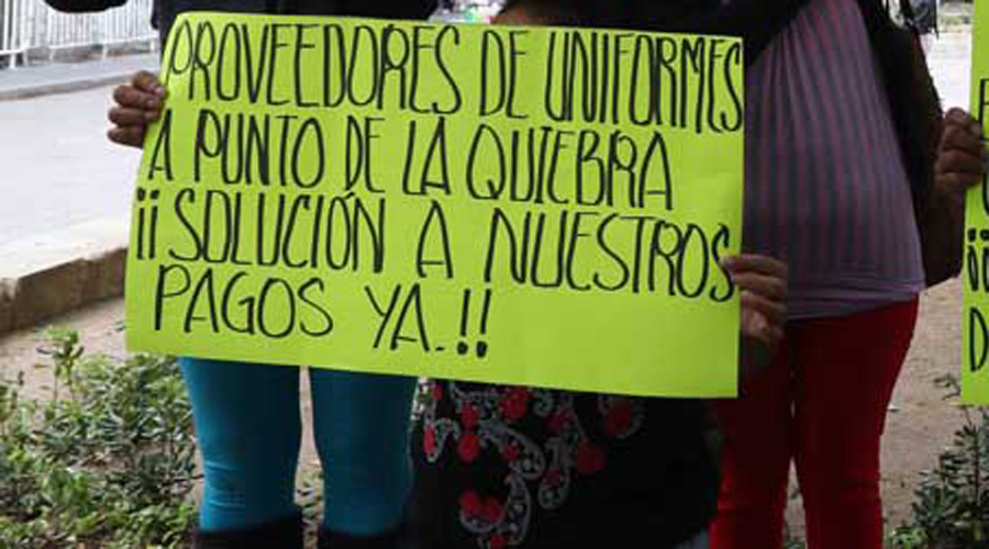 En Oaxaca sin pago proveedores de uniformes escolares | El Imparcial de Oaxaca