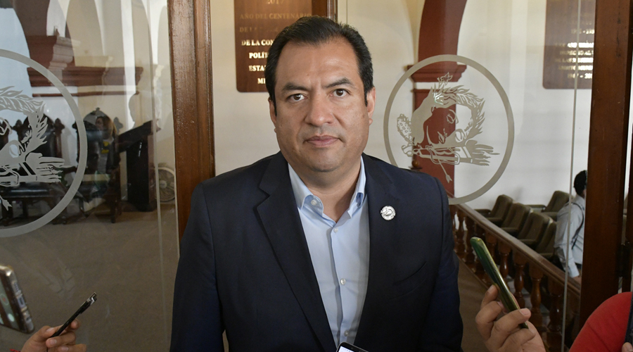 Tema político frena ley de ingresos, acusa García Jarquín