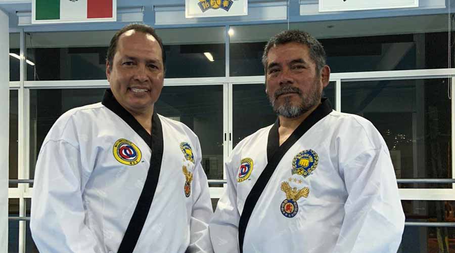 Maestros oaxaqueños de Taekwondo aprueban examen de Kodanya