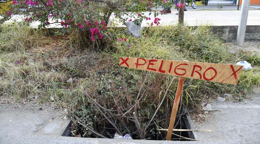 Piden reparar la calle de Jorge Tamayo en Oaxaca | El Imparcial de Oaxaca