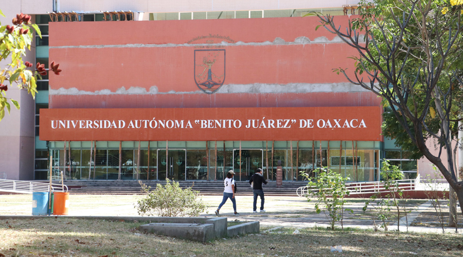 En Oaxaca pierde UABJO 42 días de clases por huelgas