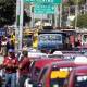 Transportistas bloquean calles de la capital de Oaxaca
