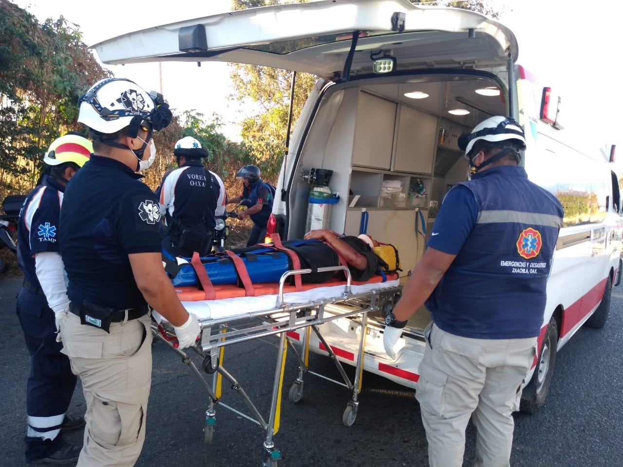 Mujer derrapa y se lesiona en San Raymundo Jalpan