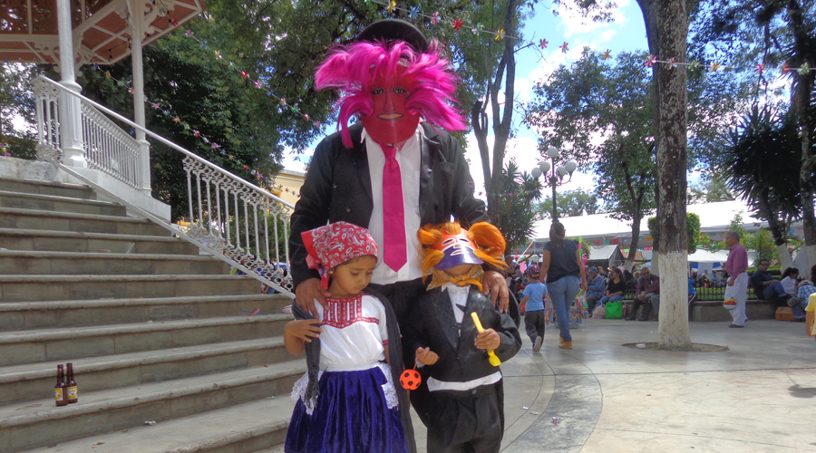 Carnaval de los ñana cha’a genera turismo en la Mixteca