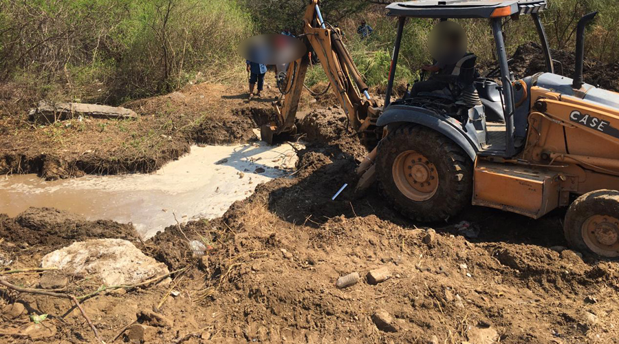 Fuga de agua genera gastos económicos al SAP en Salina Cruz | El Imparcial de Oaxaca