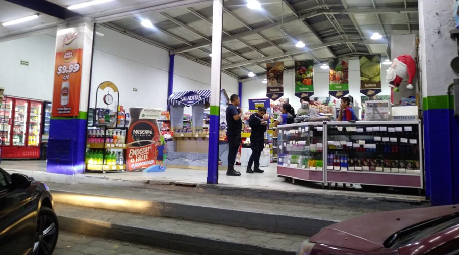 Frente a Zona Militar de Oaxaca, sujetos asaltan tienda comercial | El Imparcial de Oaxaca