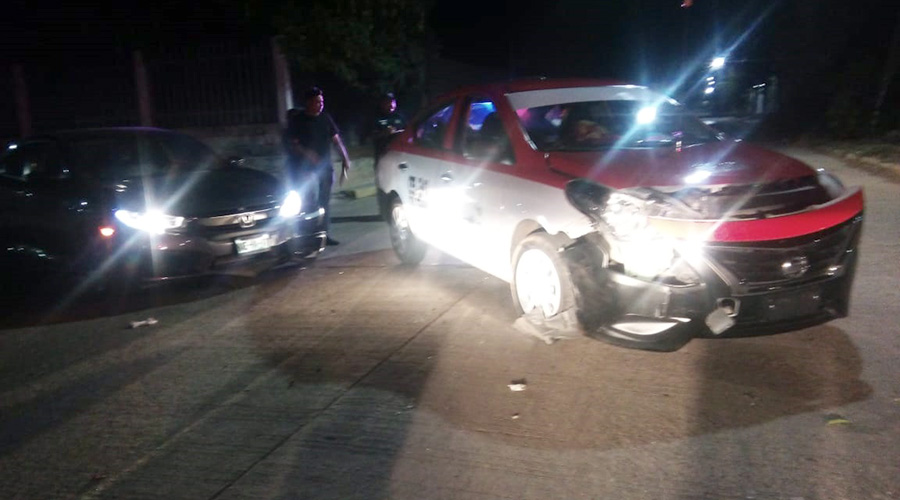 ¡Aparatoso choque en Tehuantepec!