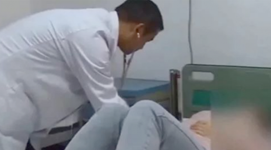 Madre sufre infarto y casi muere porque su hijo no entendía la tarea