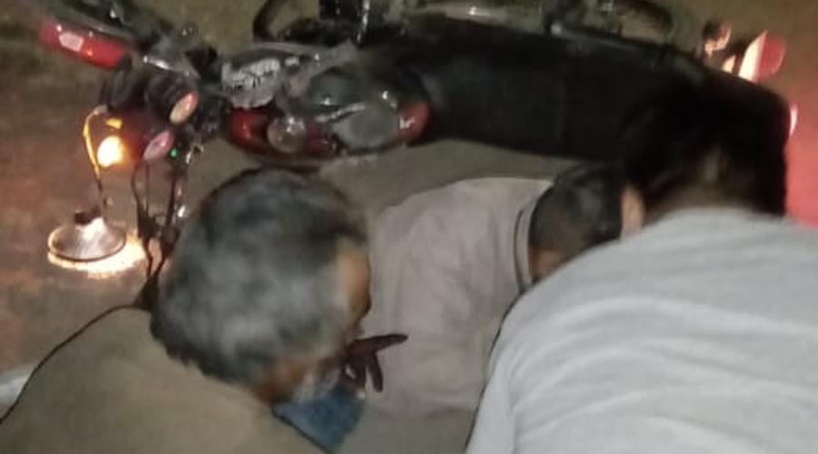 Ebrio motociclista derrapa en Etla, se niega a recibir atención médica | El Imparcial de Oaxaca