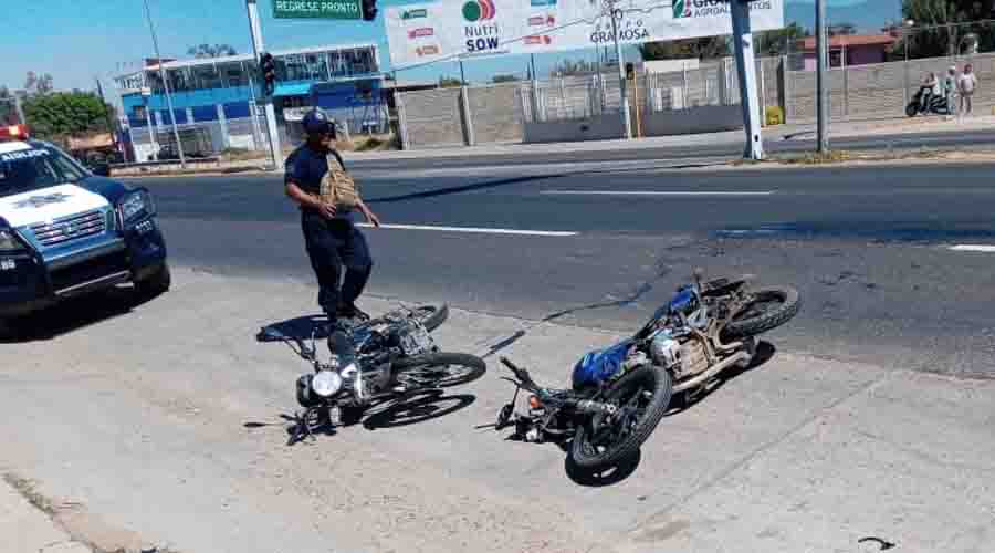 Chocan de frente dos motociclistas en Animas Trujano | El Imparcial de Oaxaca
