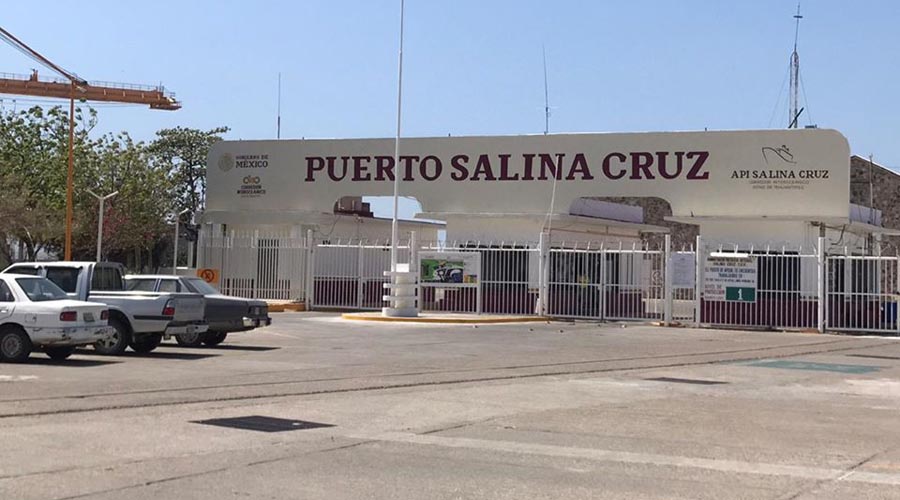 Empleada de la aduana en Salina Cruz, denuncia despido injustificado | El Imparcial de Oaxaca