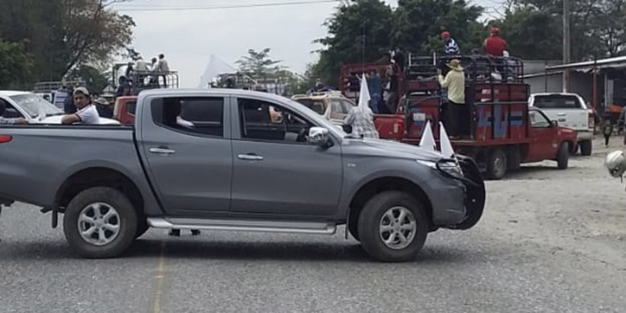 Ganaderos se manifiestan contra la delincuencia Guichicovi, Oaxaca