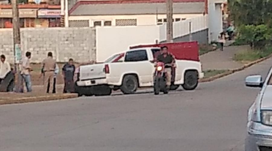 Se impactan camionetas en Matías Romero, Oaxaca | El Imparcial de Oaxaca Se impactan camionetas en Matías Romero, Oaxaca | El Imparcial de Oaxaca