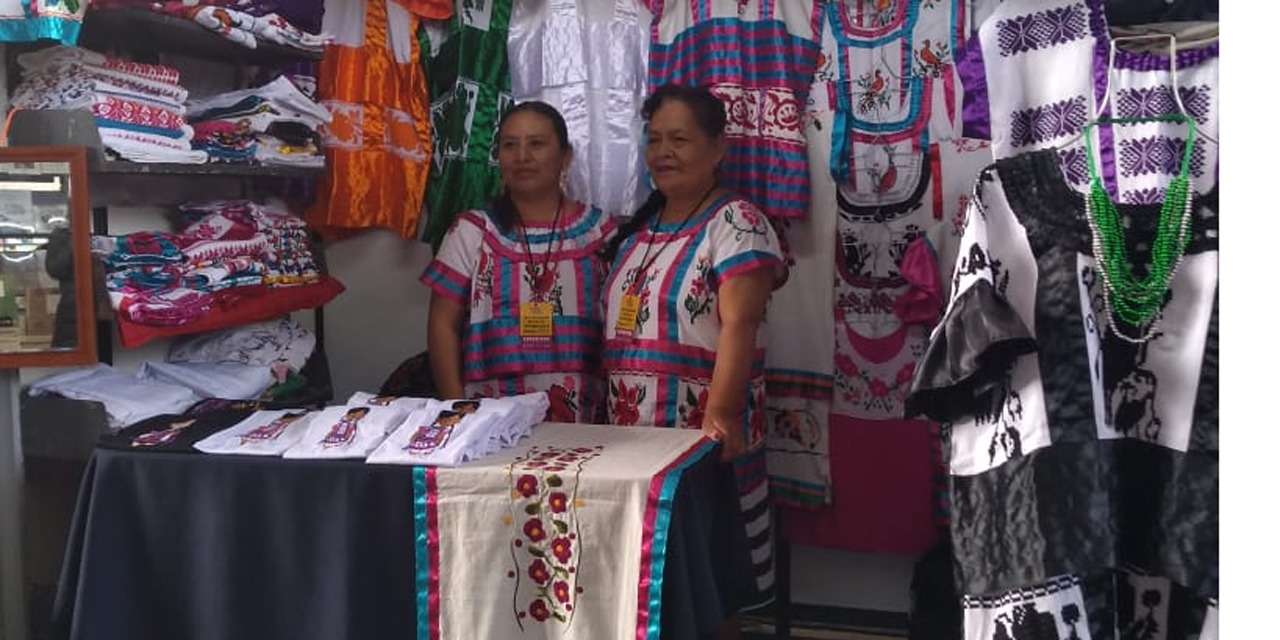Bajan ventas de ropa artesanal en Huautla | El Imparcial de Oaxaca