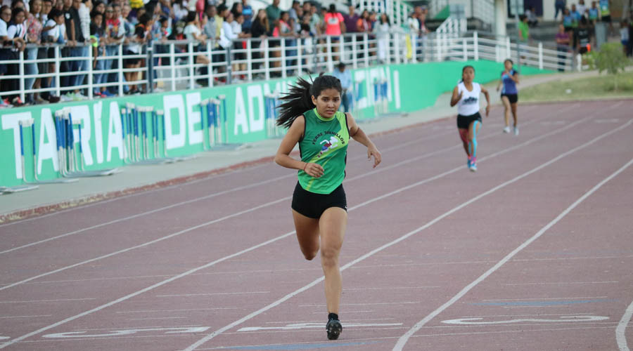 Vanessa Baldovinos con mucho talento en el atletismo | El Imparcial de Oaxaca