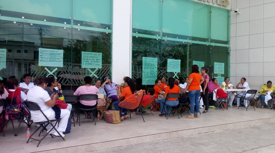 Continúa paro de labores en hospital de Juchitán, Oaxaca | El Imparcial de Oaxaca