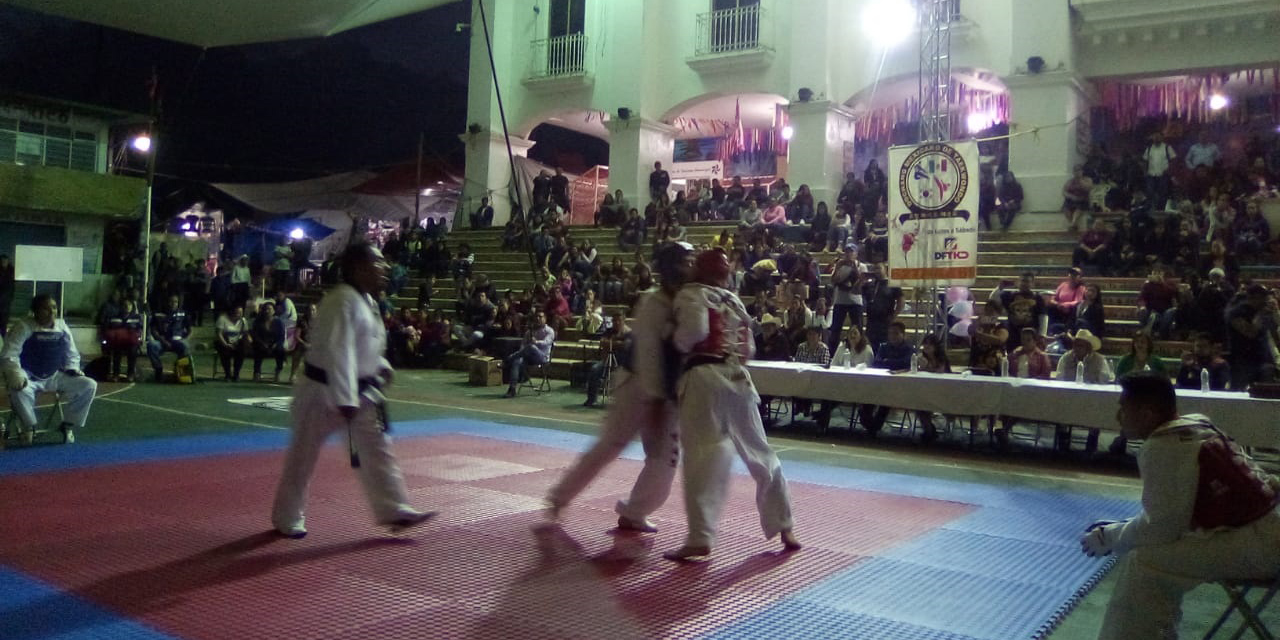 Con una exhibición de Taekwondo cerró Feria Anual de Huautla | El Imparcial de Oaxaca