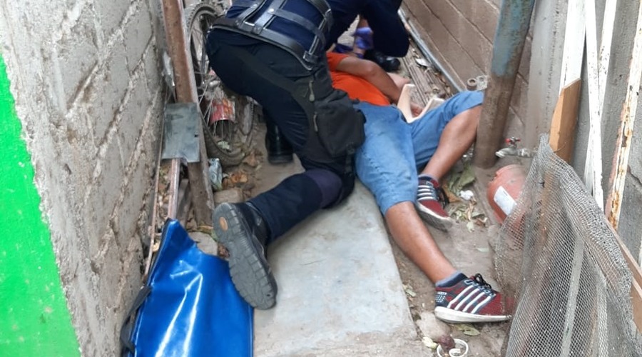 Ebrio cae del piso de su casa y sobrevive | El Imparcial de Oaxaca