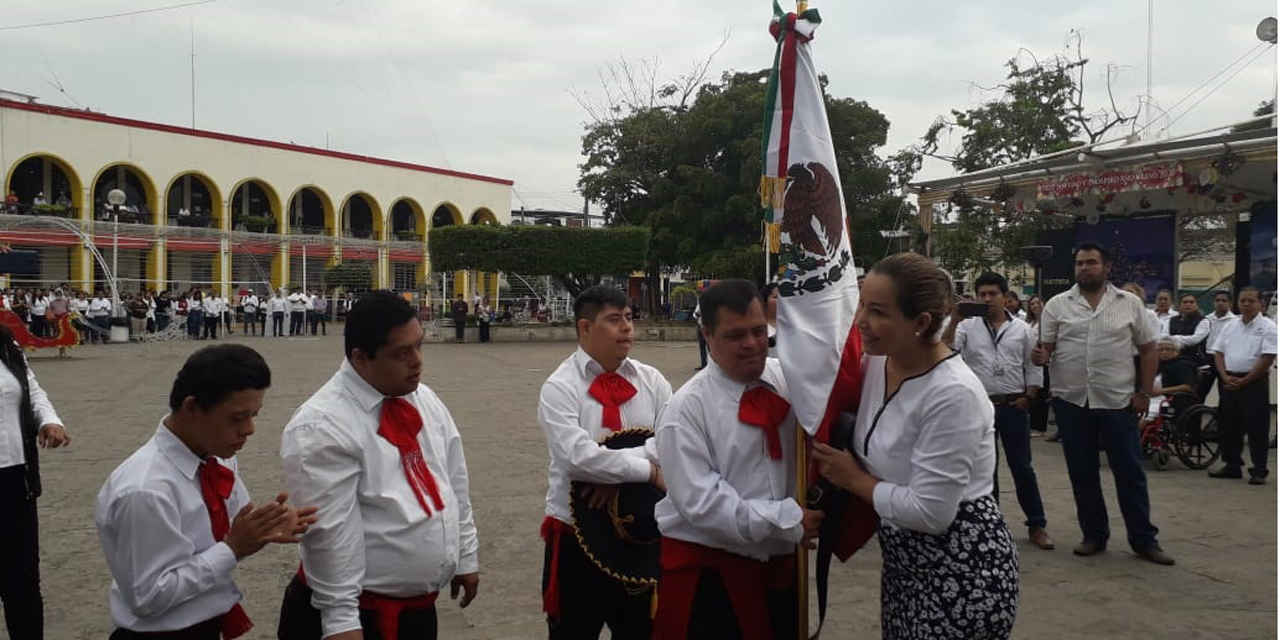 Suspenden homenajes de bandera en Tuxtepec por Covid-19 | El Imparcial de Oaxaca Suspenden homenajes de bandera en Tuxtepec por Covid-19 | El Imparcial de Oaxaca