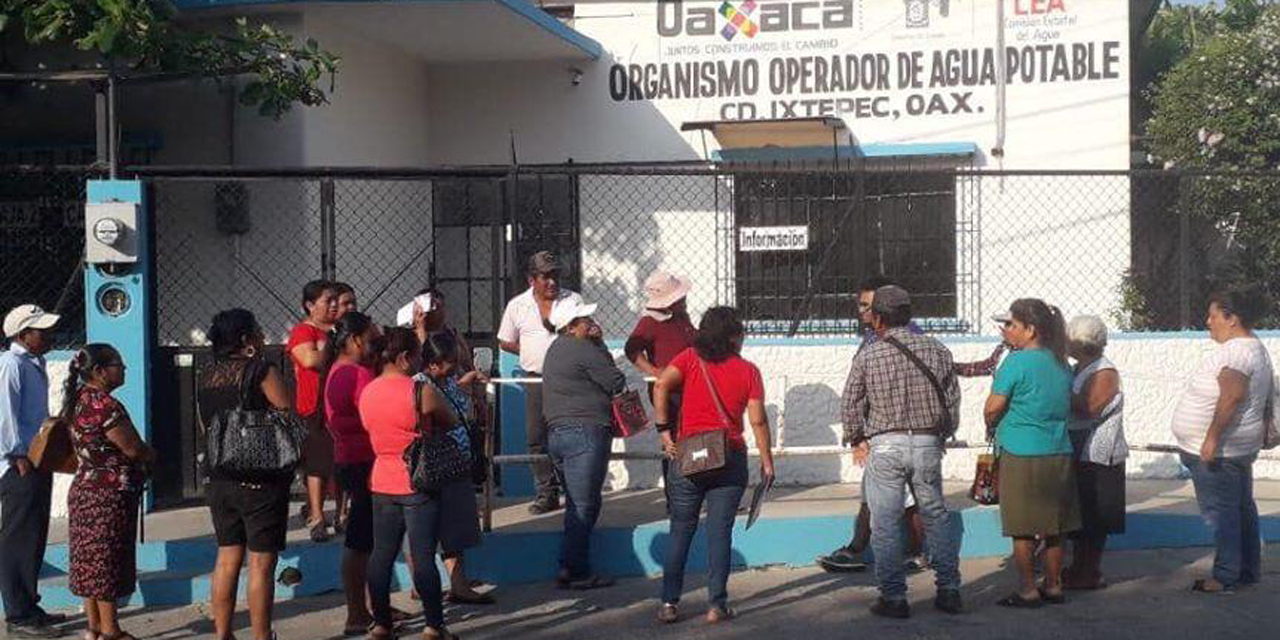 Toman oficinas del SAP en Ixtepec