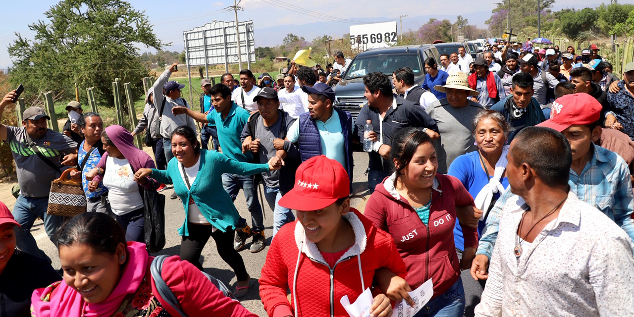 Oaxaca recibe a AMLO con protestas | El Imparcial de Oaxaca Oaxaca recibe a AMLO con protestas | El Imparcial de Oaxaca