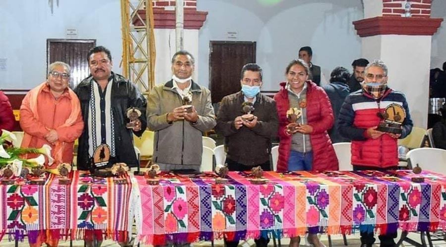 Festejan encuentro para rescatar valores de las comunidades de Tlaxiaco, Oaxaca