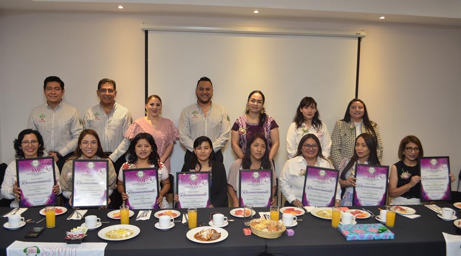 Un grupo de ingenieras oaxaqueñas recibieron el reconocimiento de la Sociedad Mexicana de Ingenieros