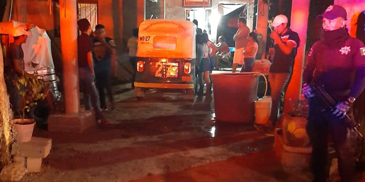 Taxista en estado de ebriedad choca en Salina Cruz