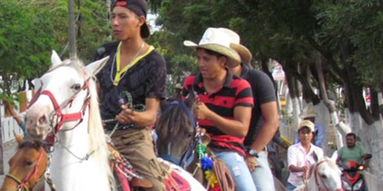 Toman oficinas del SAP en Ixtepec
