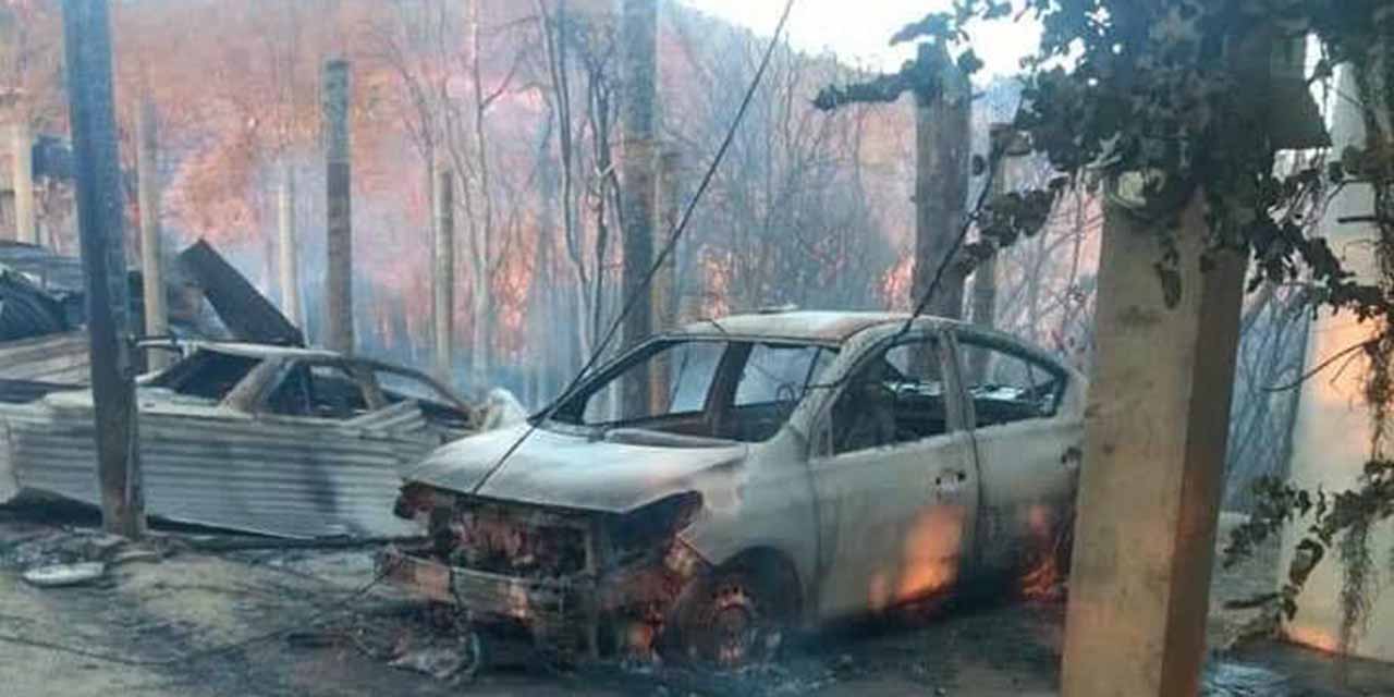 Incendio se sale de control en Santa María Jaltianguis, Oaxaca