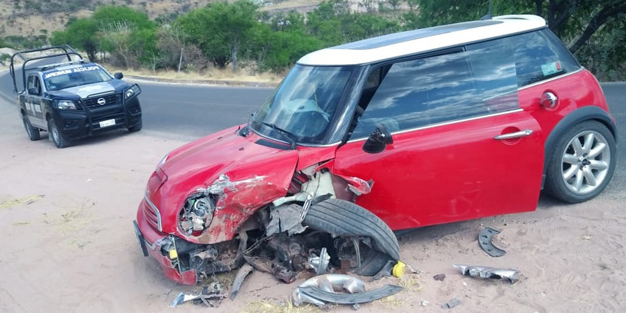 Fuerte accidente en la carretera a Tehuacán | El Imparcial de Oaxaca