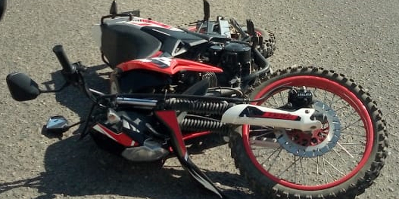Motociclista derrape por imprudencia de camioneta en Santa Anita | El Imparcial de Oaxaca