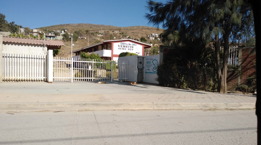 Viven tremendo susto alumnas del CBTIS de San Agustín de las Juntas | El Imparcial de Oaxaca Viven tremendo susto alumnas del CBTIS de San Agustín de las Juntas | El Imparcial de Oaxaca
