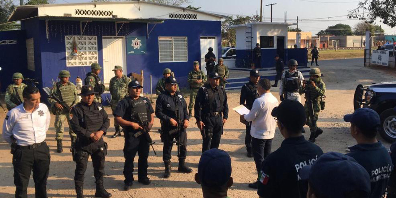 La SSPO asume control de la Policía Municipal de Loma Bonita | El Imparcial de Oaxaca